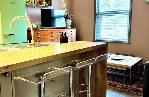 Hanham Apartment | The St George: A Beautiful and Spacious Apartment
