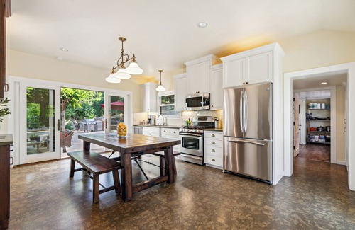St. Helena House | The St. Helena House