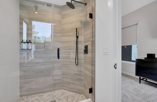 Asbury Park Hotel | The St. Laurent: King - Sleeps 2