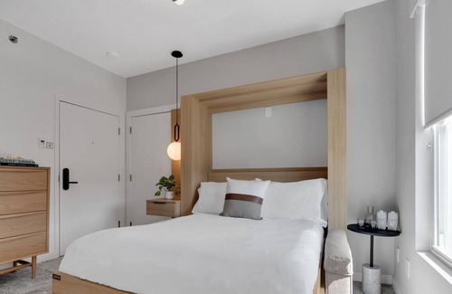 Asbury Park House | The St. Laurent: Two Rooms - Sleeps 4