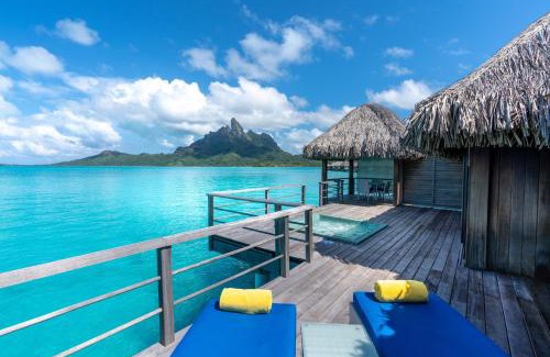 Bora Bora Resort | The St. Regis Bora Bora Resort