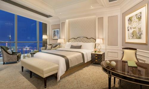 Xiangzhou District Hotel | The St. Regis Zhuhai