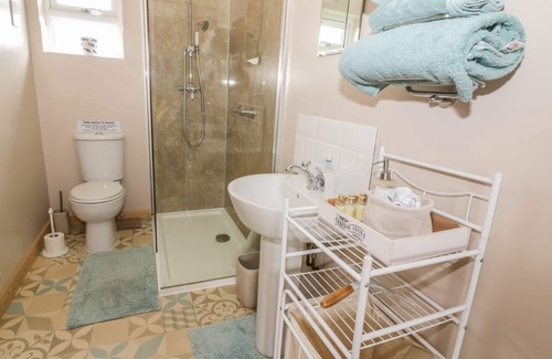 Hopton Cottage | THE STABLE AT CHURCH FARM HOUSE, family friendly in Reedham