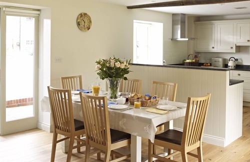 Thatcham Apartment | The Stable at Manor Farm Courtyard Cottages