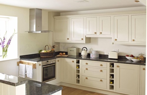 Thatcham Apartment | The Stable at Manor Farm Courtyard Cottages