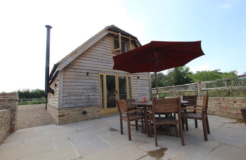 Tenterden Cottage | The Stable - Beautifully Converted Cottage in Rural Setting Near Tenterden