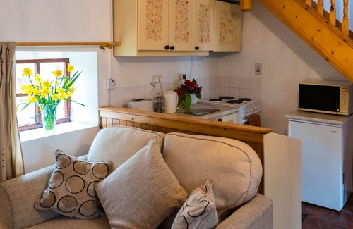 Fethard on Sea Cottage | THE STABLE, pet friendly in Fethard-On-Sea, County Wexford