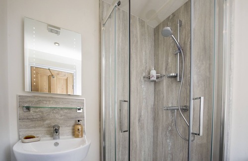Giggleswick Apartment | THE STABLES - converted one bedroom apartment dating back to 1870