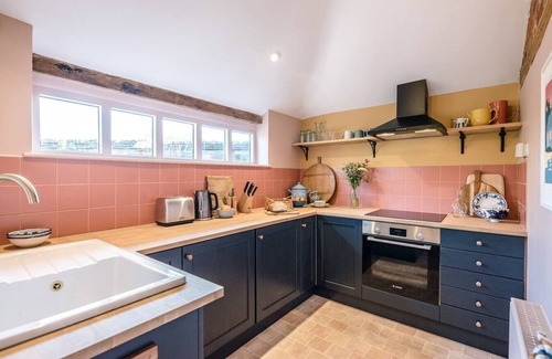 Woodbridge Apartment | The Stables, Ivy Lodge Barn, Hoo