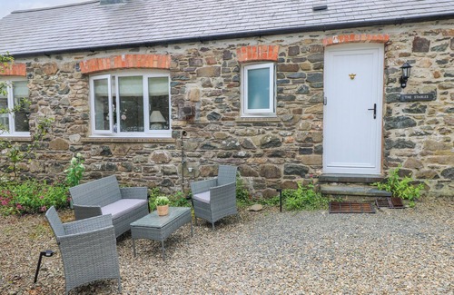 Carnhedryn House | THE STABLES, pet friendly, character holiday cottage in Solva