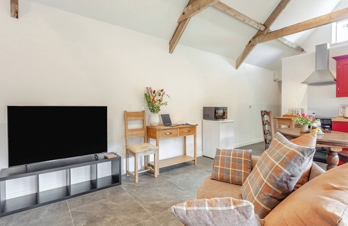 Inchbrook Cottage | The Stables - UK44477