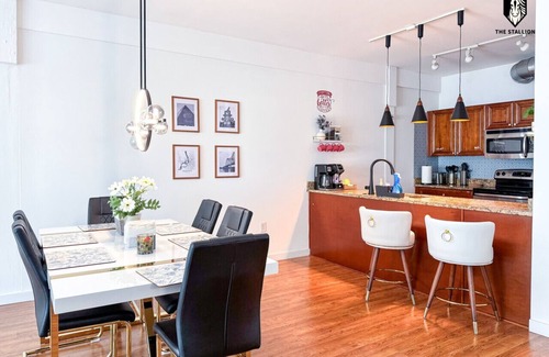 Downtown Memphis Apartment | The Stallion at Memphis Downtown