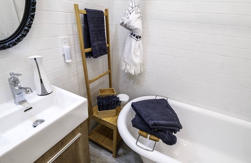 Downtown London House | The Starling - designed for professionals