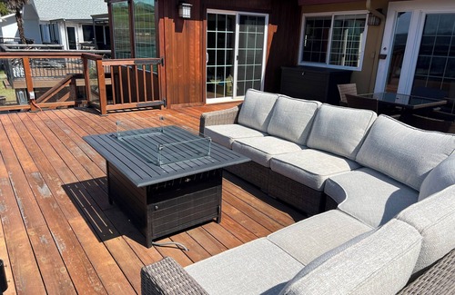 Clearlake House | The Stellar Escape-Lakefront Home, Amazing Views,Private Dock, Kayaks, Gameroom