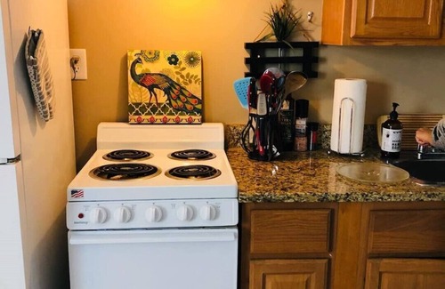 Winchester Apartment | The Stock Exchange downtown 3rd floor studio apt