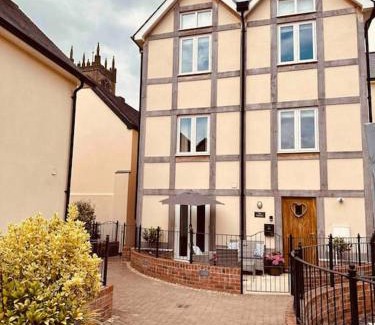Ludwel House | The Stokesay Ludlow