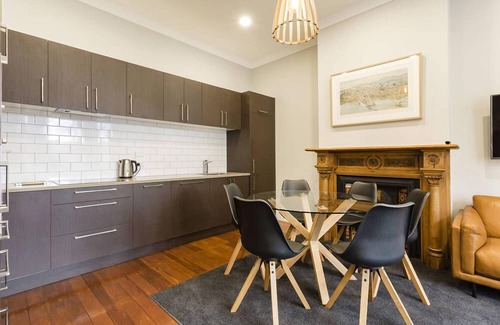 Dunedin City Centre House | The Stuart St Terraced House