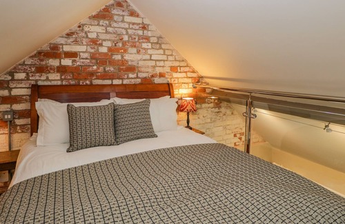 Hungerford Cottage | THE STUDIO, pet friendly, character holiday cottage in Hungerford