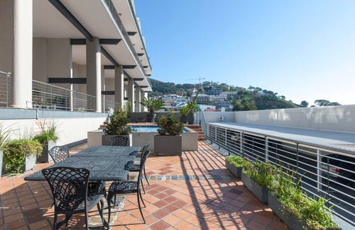 Bo'Kaap Apartment | The Studios 315 by CTHA