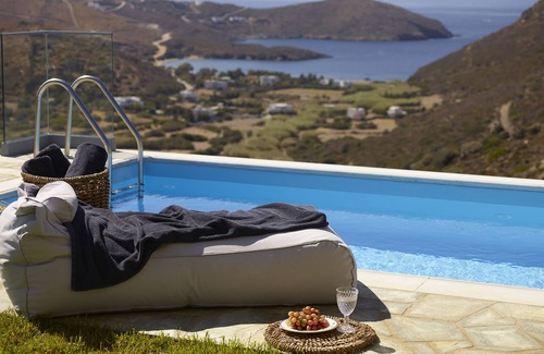 Paleopolis House | The Suite by Heliades Villas – Idyllic Getaway in Andros, pool, 2-bedrooms