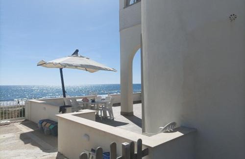 Torvaianica Apartment | the suite on the beach
