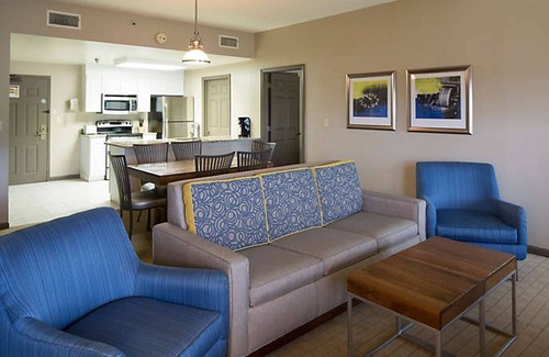 Hershey Resort | THE SUITES AT HERSHEY-A BLUEGREEN VACATION CLUB RESORT 2 BEDROOMS/2 BATHS UNIT