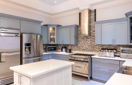 IronShore Estates Villa | The Sun Seeker Villa Ja 9 Bedrooms . Fully staffed with private chef & butler