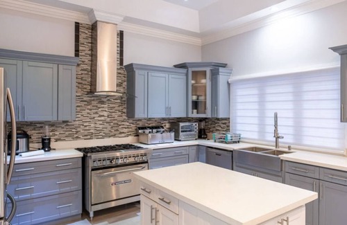 IronShore Estates Villa | The Sun Seeker Villa Ja. 5 Bedrooms in Montego Bay. Fully staffed.