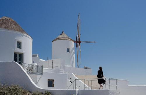 Oia Villa | The Sunset Windmill