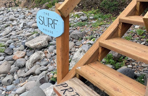 Yachats House | The Surf House w/private beach access & hot tub!