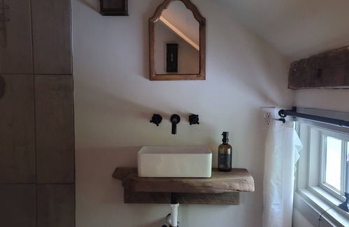 Sandyston Other | The Surveyor's House, 1820s restored farmhouse