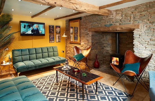 St Harmon Apartment | The Swan Country House is a beautifully converted farmhouse sleeping 8 guests