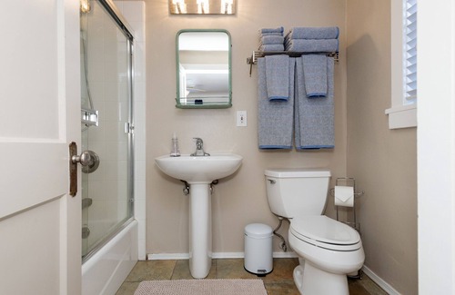 Flagstaff Cottage | The Sweet Retreat in Downtown Flagstaff