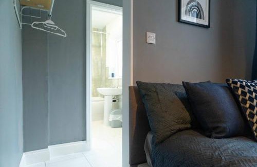 Carlisle House | The Sybil Suite