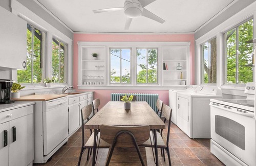 Hillsboro Village House | The Taylor Swift + Dolly Mansion Music Row