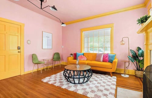Hillsboro Village House | The Taylor Swift + Dolly Mansion Music Row