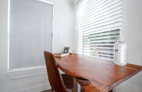 Kissimmee Cottage | The Temple & Glamping + Hot Tub, 15 Min Away from MCO, 25 min from Theme Parks