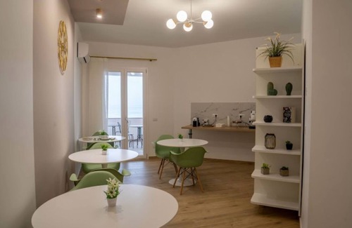 Porto Empedocle House | The terrace of the Scala