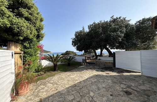 Solanas House | The Terrace of Solanas 1