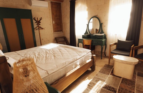 Uchisar Apartment | The Terrace of Tranquility Deluxe Cave Room 201