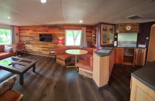 Chateauneuf-sur-Isere House | The Terre de feu mobile home