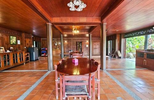 Bang Yai House | The Thai House Homestay & Thai Cooking Experiences