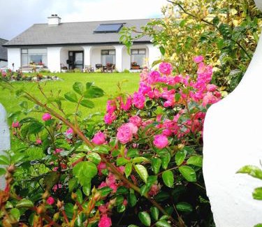 Louisburgh Bed & Breakfast | The Three Arches