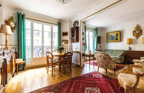15th Arrondissement Apartment | The Timekeeper, by Veeve