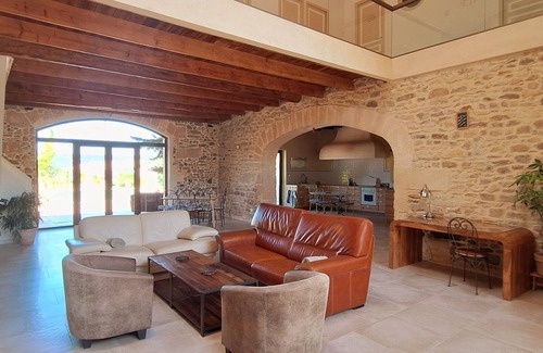Saint-Dionisy House | The timeless