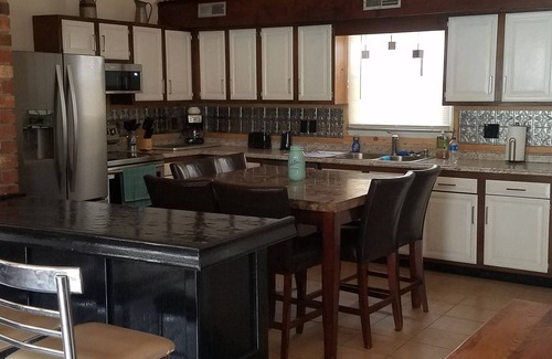 Forest City House | The Tin Roof 4bd, 1.5bthnConveniently located in Forest City near 74 bypass