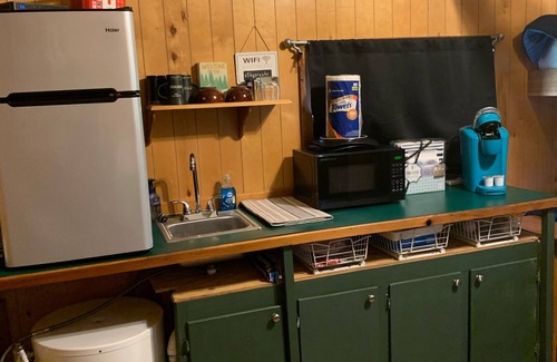 Donalsonville Cabin | The Tiny Cabin! Lake Seminole! Waterfront! Fishing! Nice dock with lift!