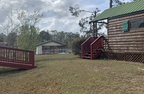 Donalsonville Cabin | The Tiny Cabin! Lake Seminole! Waterfront! Fishing! Nice dock with lift!