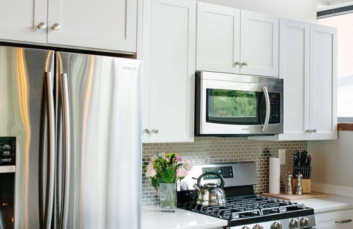 Lexington Condo | The Top Shelf Condo! For Explorers Seeking An Exclusive Kentucky Experience