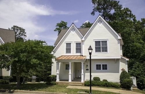 Lackey House | The Townes 2 Bedroom at King's Creek Resort